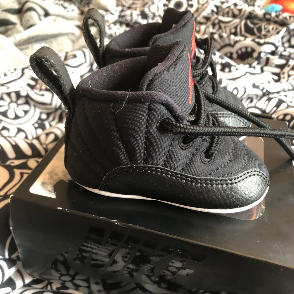 Jordan sneakers 1c